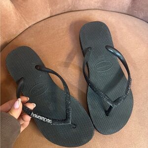 Havaianas Women's Black Flip Flops